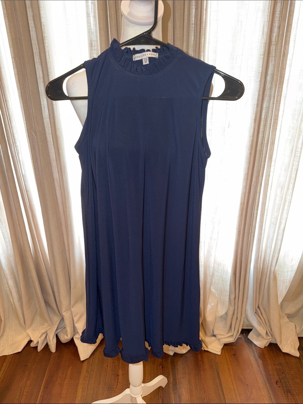 Annalee + Hope Navy Sleeveless Ruffle-Neck Shift Dress